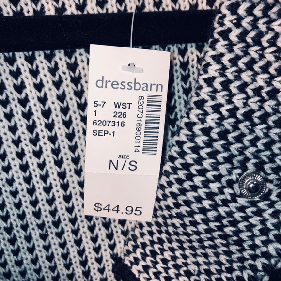 Nwt sweater poncho - Picture 6 of 8